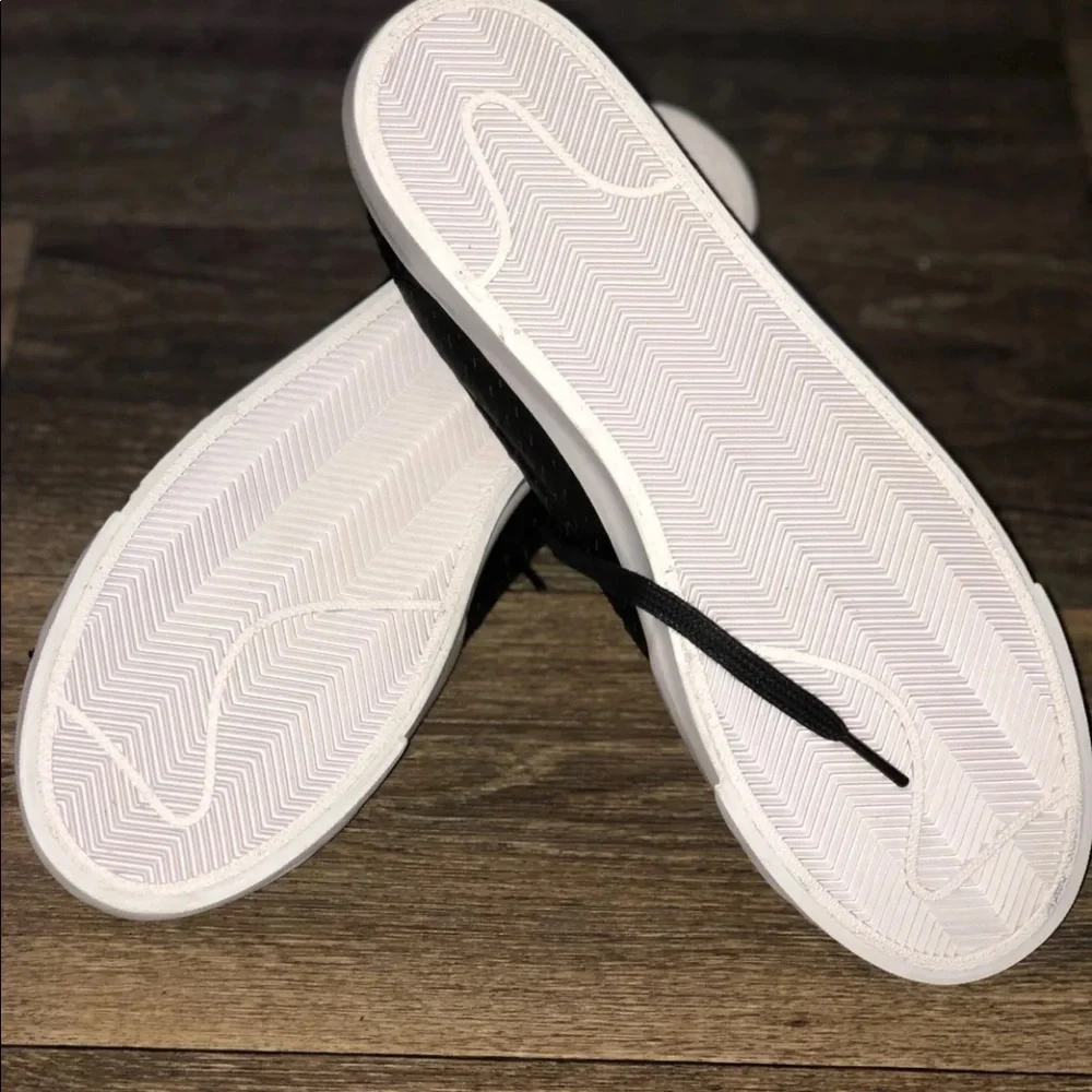 Nike Faux Leather Sneakers NWOB